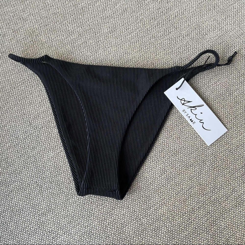 NWT ✨ Black ribbed bikini bottom by Same LA
